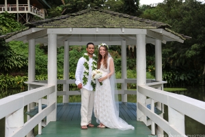 Haiku Gardens Wedding photos Oahu by Pasha www.BestHawaii.photos 123120160089  